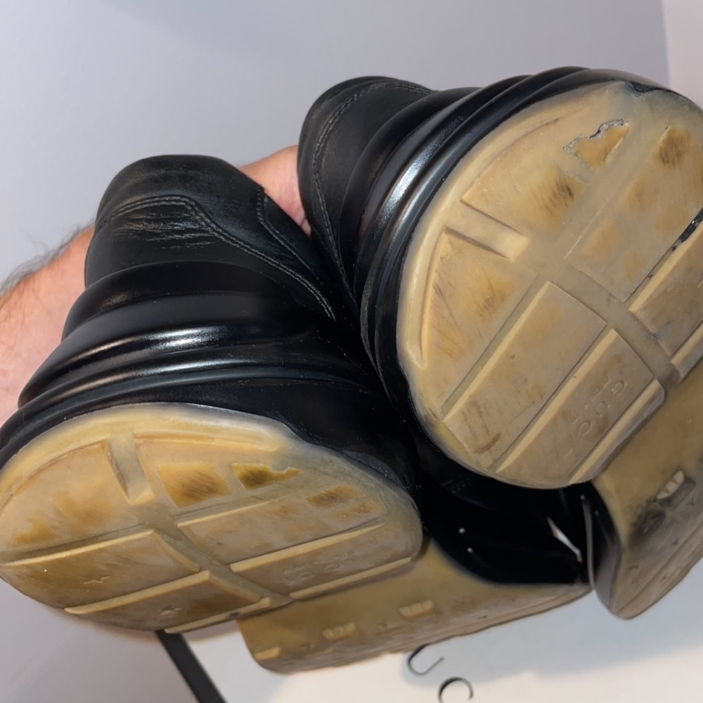 Authentic gucci mens Rhyton sneakers - Picture 14 of 15